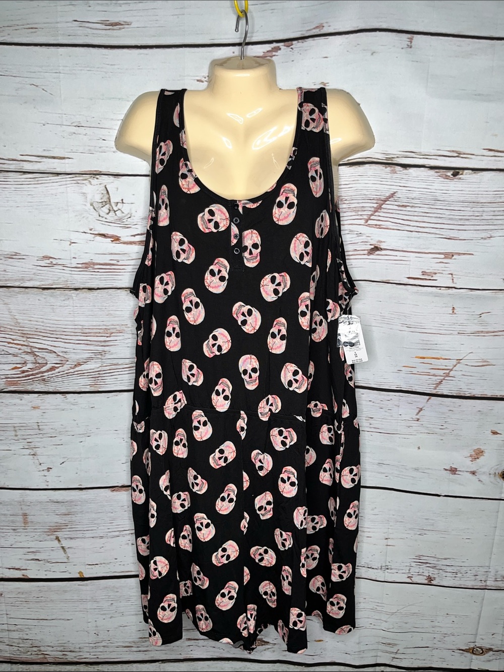 Torrid NWT 5 Black Tie Dye Skull Print One Piece Super Soft Sleep Shorts Romper